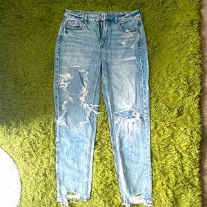 American eagle mom jeans